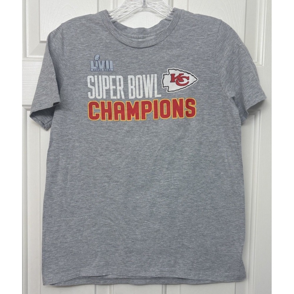 Nike Kansas City Chiefs Super Bowl LVIII Champions Gray T-Shirt Size L youth